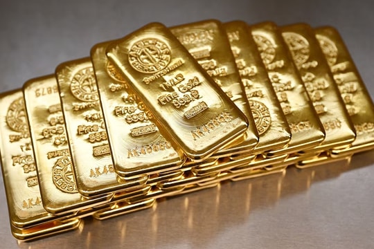 Vàng được dự báo sớm vượt 5.000 USD