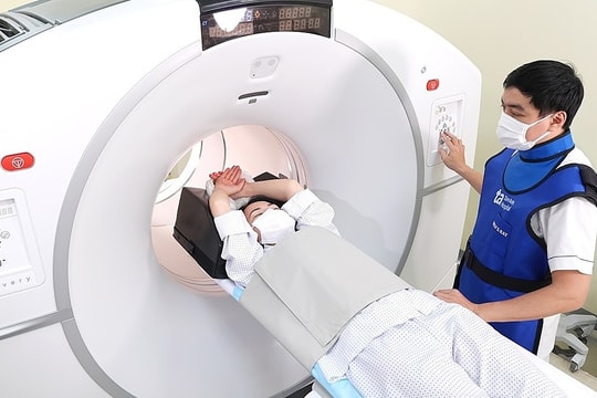 Chụp PET/CT sau điều trị ung thư để làm gì?