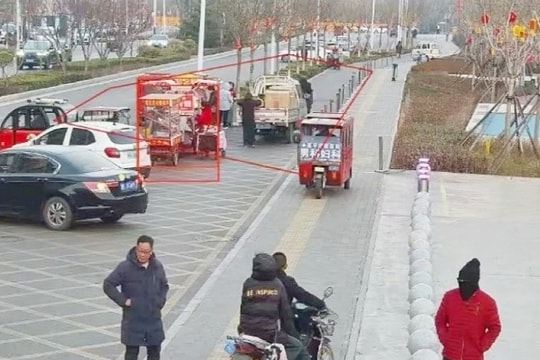 Cách Công an Trung Quốc kiểm soát vỉa hè bằng camera AI