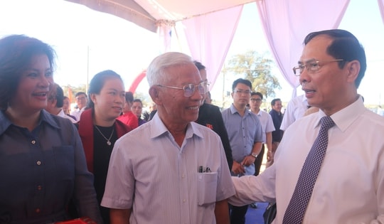 Bảo đảm sinh kế lâu dài cho người dân vùng dự án điện hạt nhân