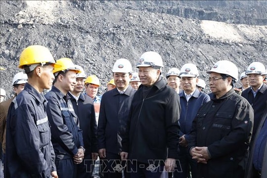 Tổng Bí thư Tô Lâm gặp mặt, chúc Tết công nhân ngành Than tại Quảng Ninh
