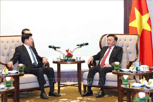 Thường trực Ban Bí thư Trần Cẩm Tú chủ trì tiễn Tổng Bí thư, Chủ tịch nước Lào