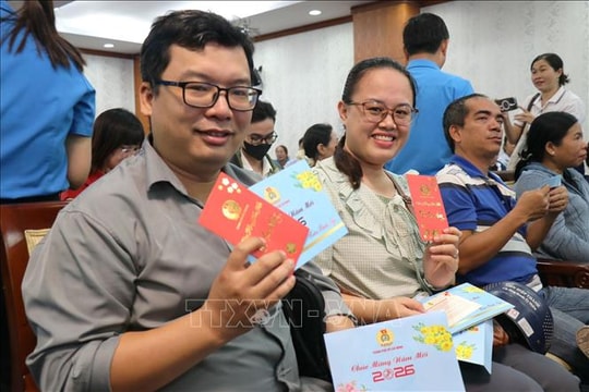 Tặng quà Tết cho 350.000 công nhân, lao động có hoàn cảnh khó khăn