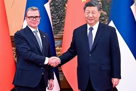 Ông Tập gặp Thủ tướng Phần Lan, cam kết hợp tác với châu Âu