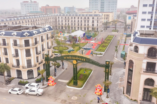Dự án D’ Metropole Hà Tĩnh bàn giao hơn 60 sản phẩm