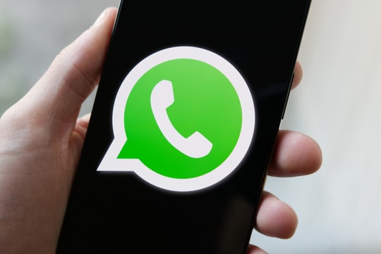 CEO Telegram: 'Mất não mới tin WhatsApp an toàn'