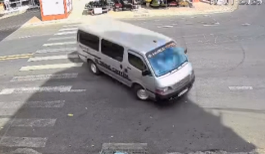 Lâm Đồng: Tạm giữ người nhậu xong lái xe lòng vòng, bấm còi inh ỏi