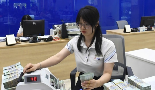 Nhiều ngân hàng công bố lợi nhuận tỉ đô