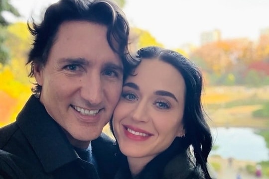 Katy Perry 'muốn có con với cựu Thủ tướng Canada'