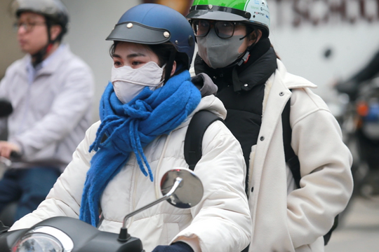 Quy tắc mặc ấm và thở đúng giúp tránh sốc nhiệt ngày rét đậm