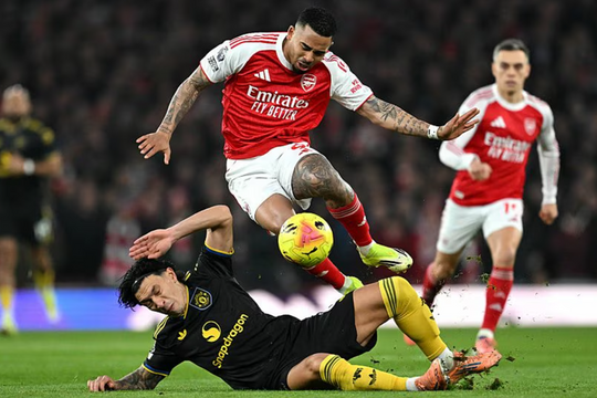 Scholes: 'Arsenal có thể là nhà vô địch Ngoại hạng Anh tệ nhất'