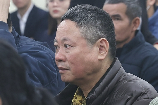 Chủ bệnh viện tư than 'lỗ' khi bán thuốc theo danh mục BHXH chi trả