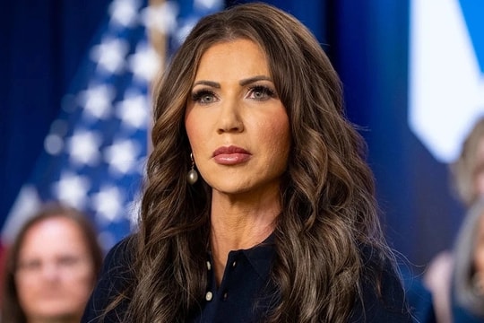 Nghị sĩ Cộng hòa kêu gọi Bộ trưởng An ninh Nội địa Mỹ từ chức