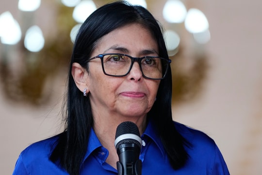 Mỹ 'gỡ phong tỏa một phần tài sản' của Venezuela