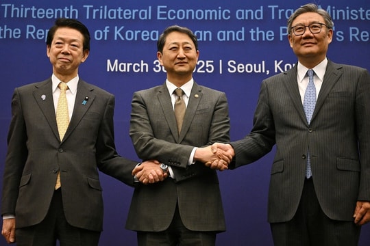 Các nền kinh tế tiến gần nhau hơn vì thuế của Mỹ