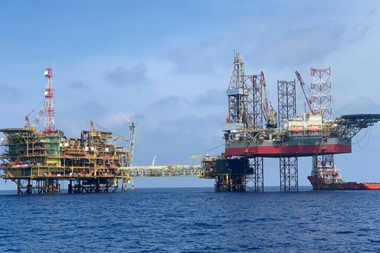 Phát hiện dầu tại mỏ Hải Sư Vàng ngoài khơi Việt Nam