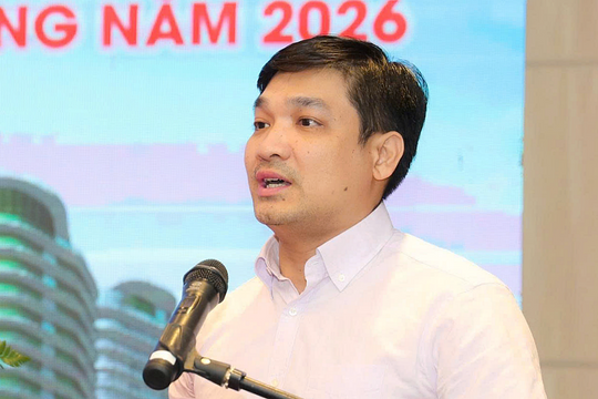 Chủ tịch một công ty địa ốc bị bán giải chấp cổ phiếu liên tục