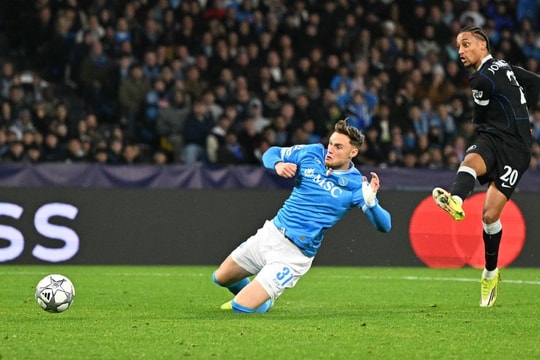 Chelsea lách khe cửa hẹp ở Champions League