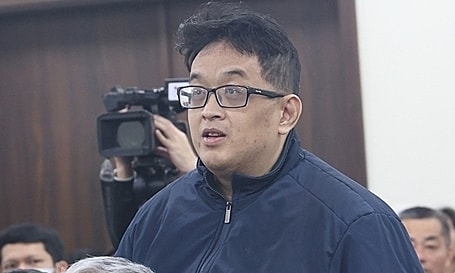 Sếp bệnh viện khai 'không có nhu cầu' nhận hối lộ 47 tỷ đồng của hãng dược