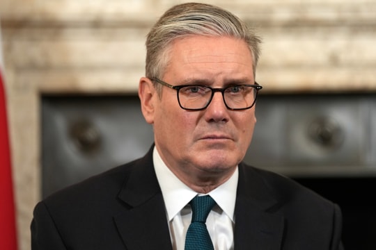 Anh quyết trả đảo cho Mauritius bất chấp ông Trump phản đối