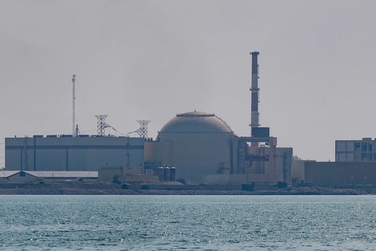 Nga cân nhắc sơ tán chuyên gia khỏi nhà máy điện hạt nhân Iran