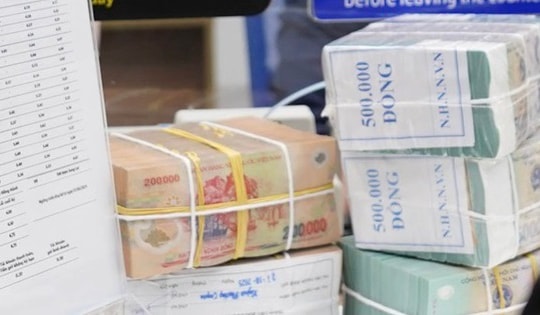 Lãi suất tiết kiệm ngân hàng nào đang cao nhất?