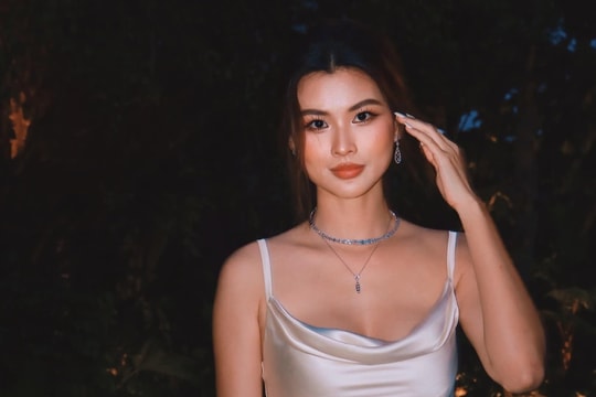 Cao Thiên Trang sinh đôi