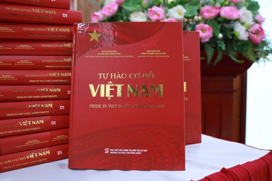 Giới thiệu cuốn sách Tự hào cơ đồ Việt Nam