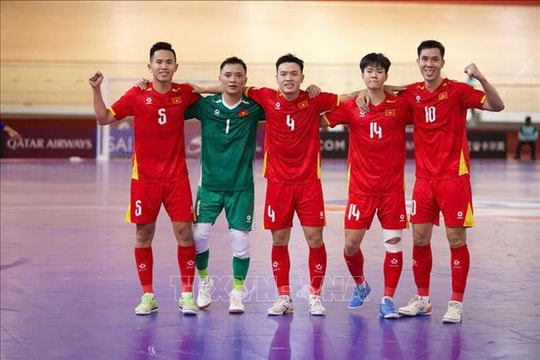 Đội tuyển Futsal Việt Nam sẵn sàng cho trận tranh ngôi nhất bảng với Thái Lan