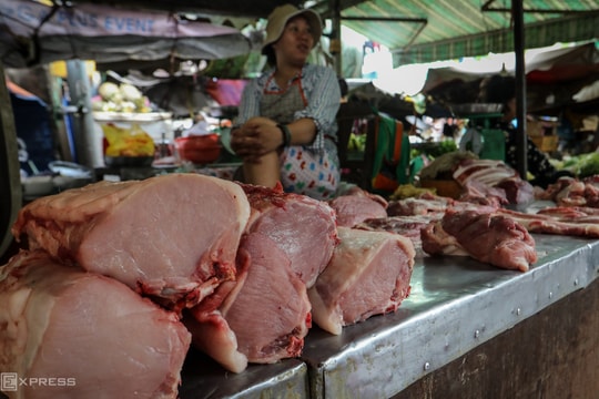 Giá thịt heo đắt ngang thịt bò