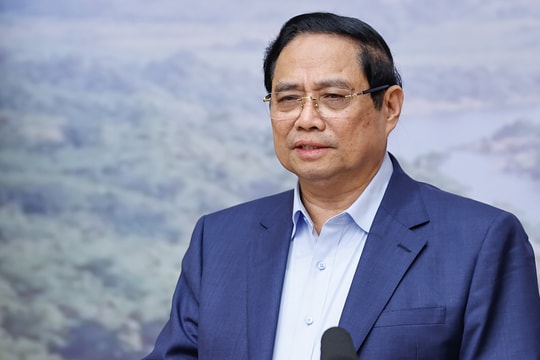 Thủ tướng yêu cầu làm dự án giao thông 'không lãng phí một ngày'