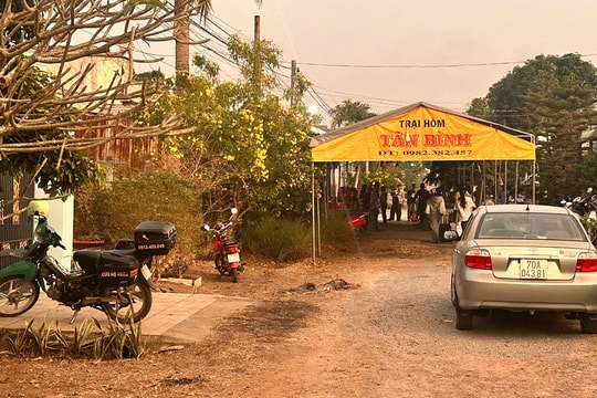 Thi thể đôi tình nhân trong căn nhà khóa kín