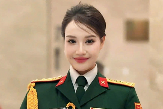 Nữ ca sĩ xinh đẹp mang quân hàm Thượng uý, là quán quân 2 cuộc thi âm nhạc lớn