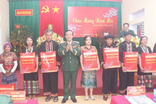 Thượng tướng Lê Đức Thái: Hà Tĩnh tiếp tục xây dựng nền biên phòng toàn dân vững chắc