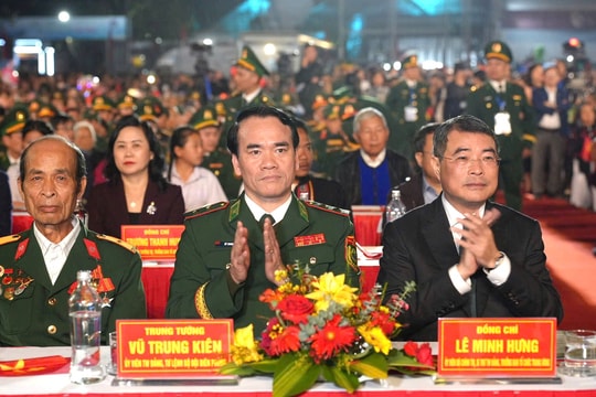 Đặc sắc chương trình chính luận nghệ thuật ‘Xuân Biên phòng ấm lòng dân bản’