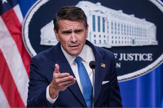 Mỹ công bố 3 triệu trang tài liệu hồ sơ Epstein