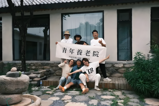 Vì sao nhiều người đổ xô tìm đến 'viện dưỡng lão dành cho người trẻ'?