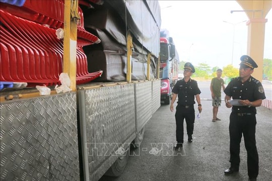 Kiến nghị giải pháp tháo gỡ ách tắc hàng hóa tại cửa khẩu