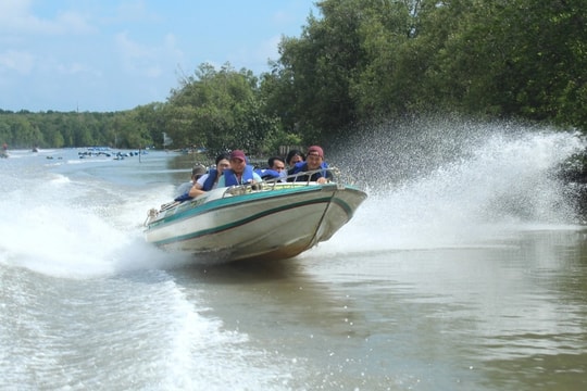 Cà Mau định hướng là trung tâm du lịch sinh thái, văn hóa, tâm linh