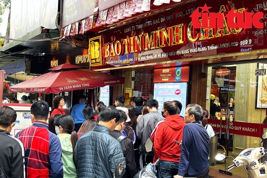 Giá vàng ngày 2/2 tiếp tục giảm mạnh