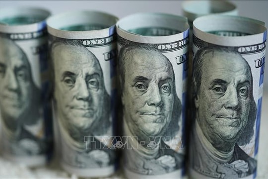 Nhà đầu tư loay hoay sau khi đồng USD bất ngờ bật tăng