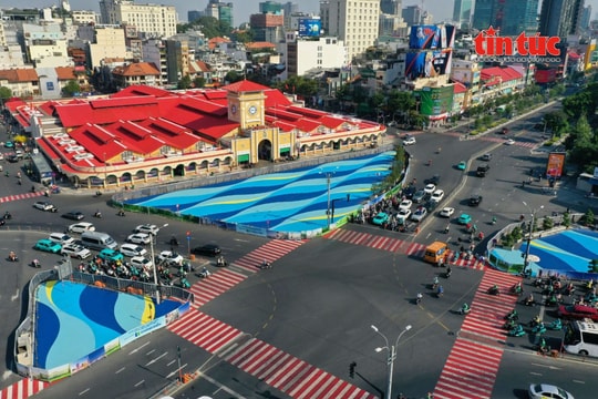 TP Hồ Chí Minh tạm dừng chỉnh trang chợ Bến Thành, Hồ Con Rùa vì tranh luận thẩm mỹ