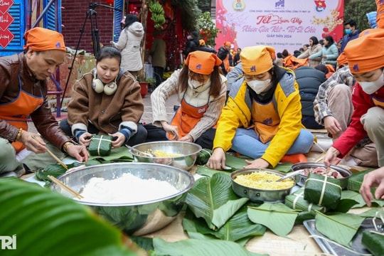 Thủ tướng yêu cầu doanh nghiệp trả đủ lương, thưởng Tết cho người lao động