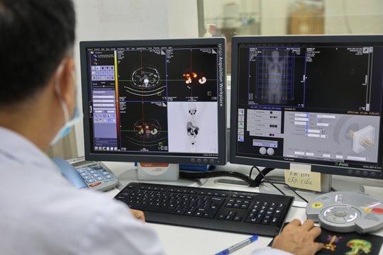 Chụp X-quang chỉ vài giây, vì sao phải 'đủ 6 phút' mới được thanh toán?