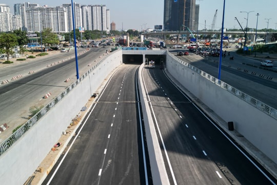 Hầm chui dài nhất nút giao An Phú trước khi thông xe