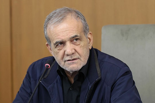 Tổng thống Iran ra lệnh khởi động đàm phán hạt nhân với Mỹ