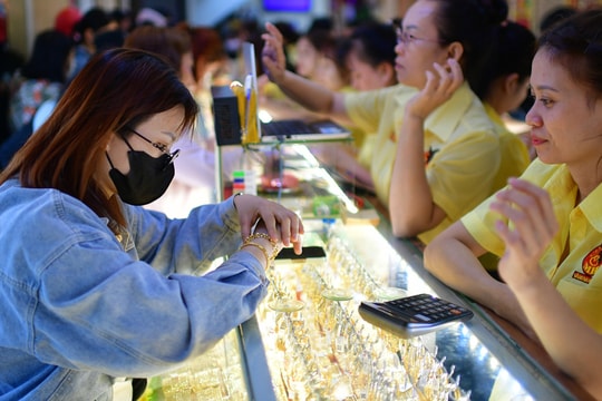 Khi bán vàng cưới, cần lưu ý điều gì để tránh bị thiệt thòi?