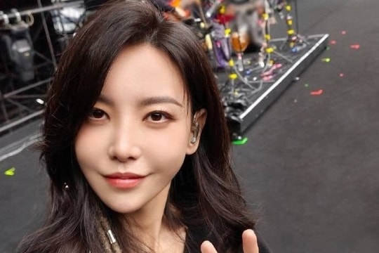 Vu Văn Văn ngã quỵ trên sân khấu