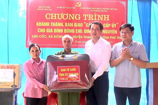 Ấm lòng dân trong những ‘Căn nhà cấp ủy’ - Bài 2: Những căn nhà của tình đồng chí