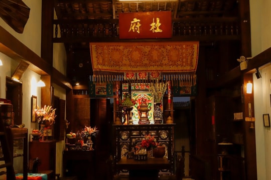 Tái hiện Tết Nam bộ trong quán cà phê biệt động Sài Gòn